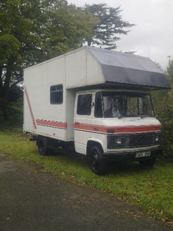 Horse Boxes For Sale - Horsebox, Carries 2 stalls C Reg with Living - Surrey                                               