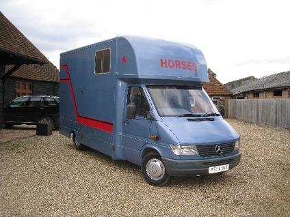 Horse Boxes For Sale - Horsebox, Carries 2 stalls P Reg with Living - Oxfordshire                                          