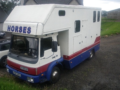 Horsebox, Carries 2 stalls H Reg with Living - Lanarkshire                                          