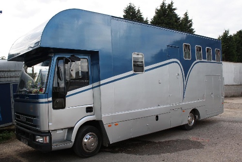Horse Boxes For Sale - Horsebox, Carries 3 stalls K Reg with Living - Nottinghamshire                                      