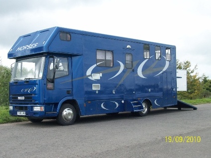 Horse Boxes For Sale - Horsebox, Carries 3 stalls T Reg with Living - Lanarkshire                                          