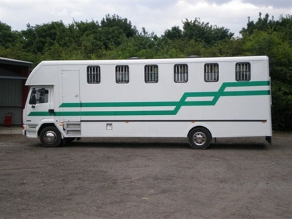Horsebox, Carries 8 stalls T Reg - Nottinghamshire                                                  